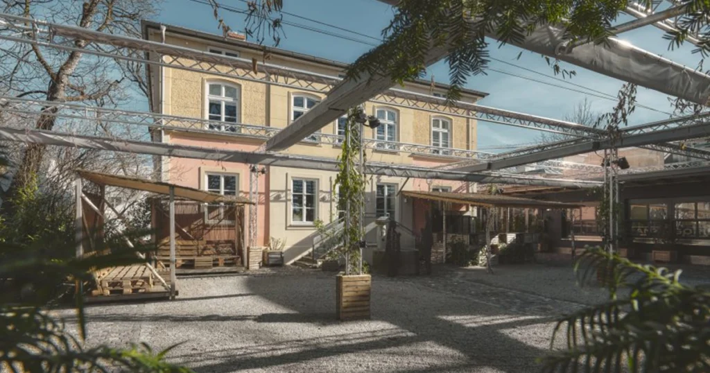 Villa Flora
